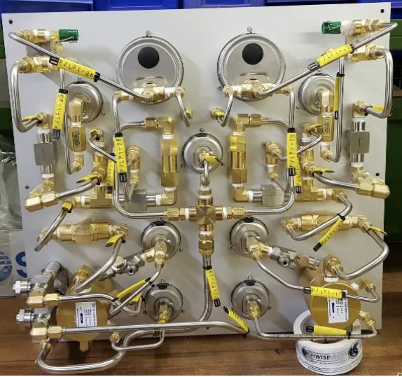 3017-2-diver-hp-lp-panels_3