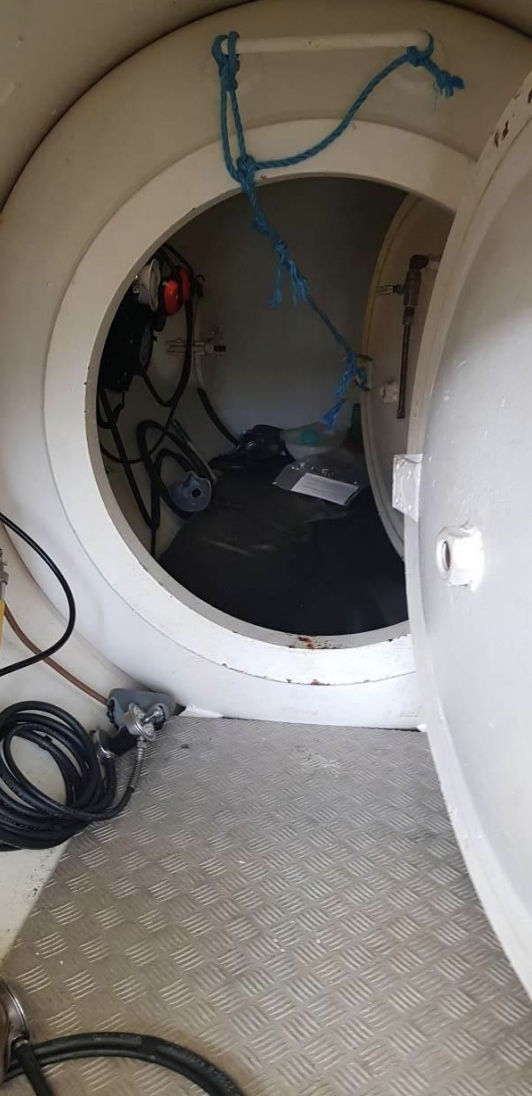 3020-54-decompression-chamber-ddc_3