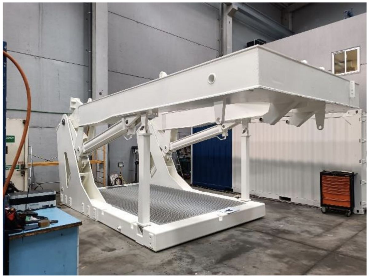 3051-triton-xl-100-hp-wrov-for-sale_9