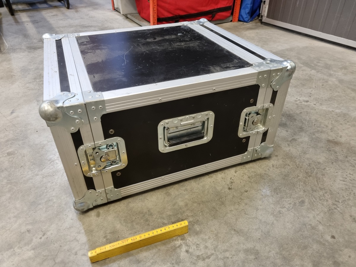 3056-deep-ocean-phantom-hd2-rov_23