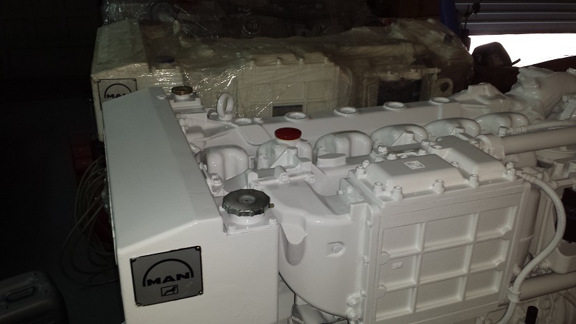 3064-man-d2866le405-marine-engines_7
