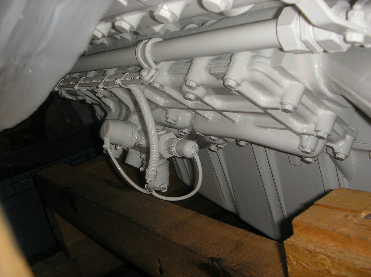 3066-man-d2842le406-marine-engines_4