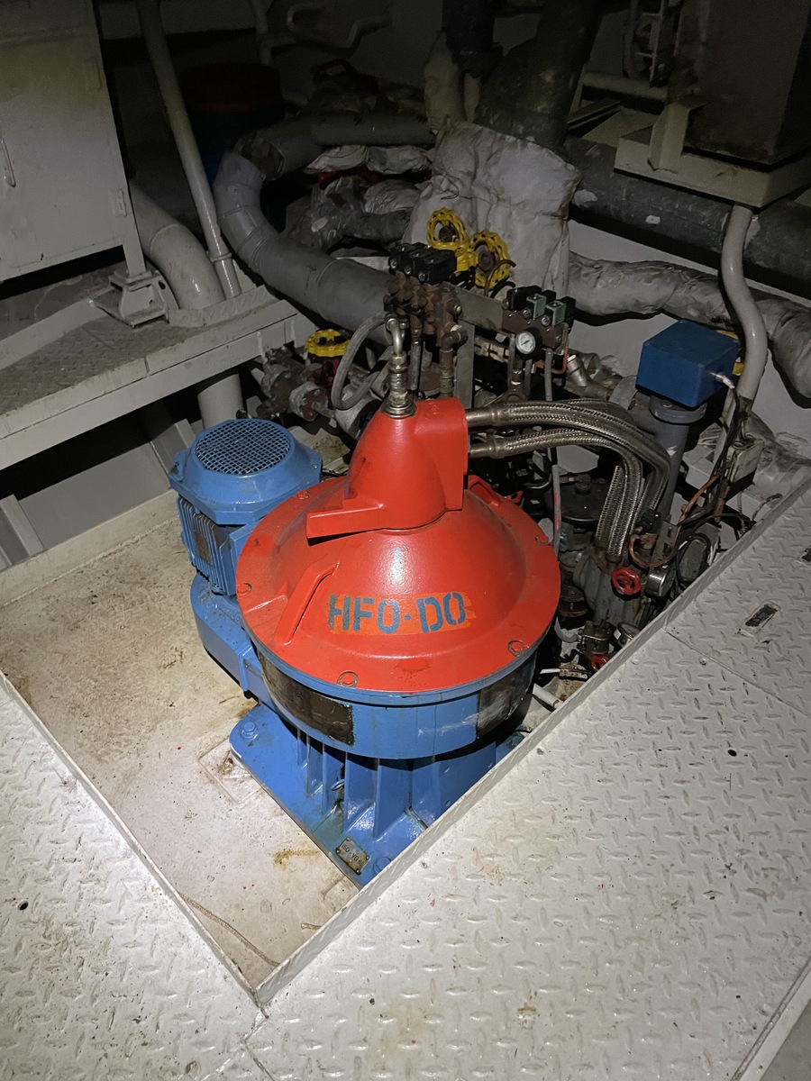 3109-various-alfa-laval-purifiers_10