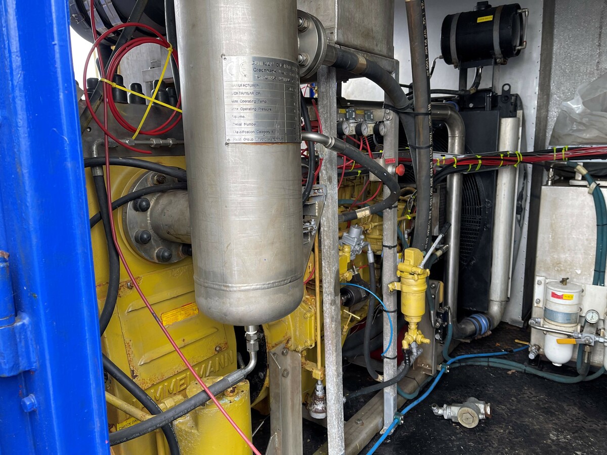 3151-containerised-uhp-jetting-unit_2