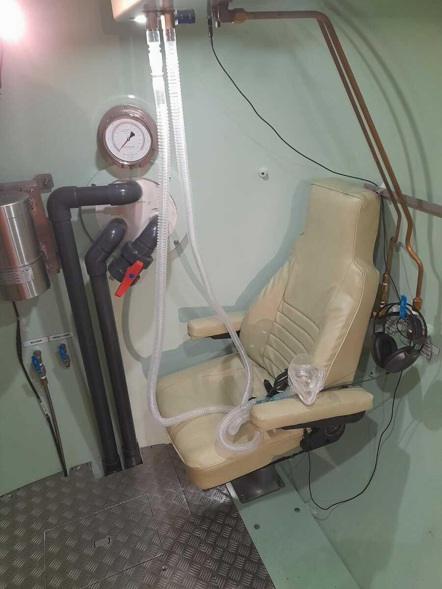 3023-hyperbaric-oxygen-therapy-chamber_17