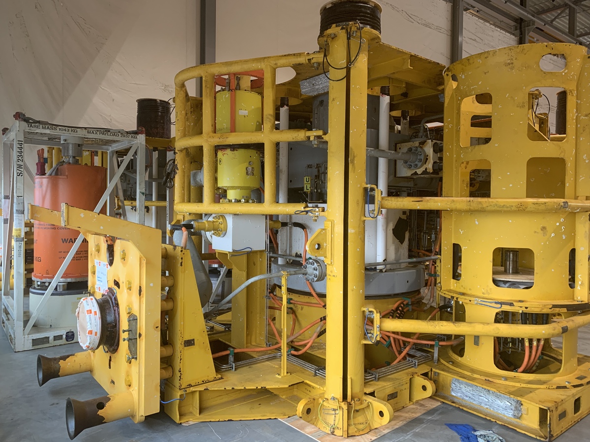 3193-aker-solutions-horizontal-xmas-tree_3