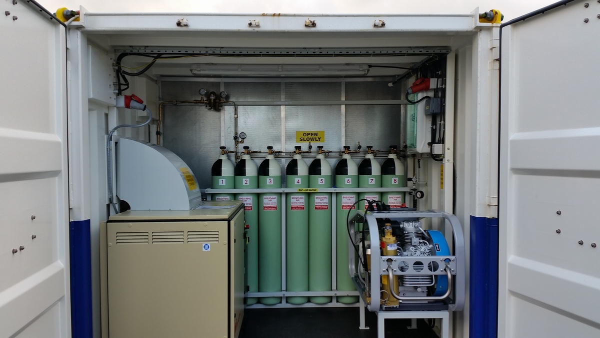 3313-60-containerised-decompression-chamber_12