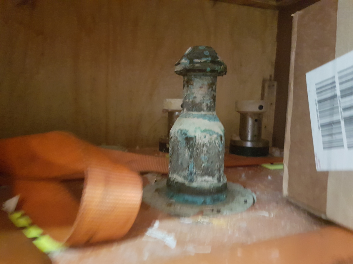 3320-used-ge-vetco-subsea-control-module_4