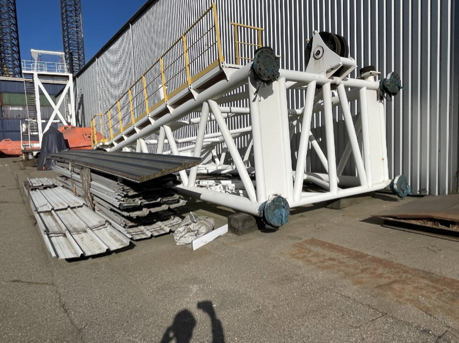 3333-huisman-80t-offshore-crane_13