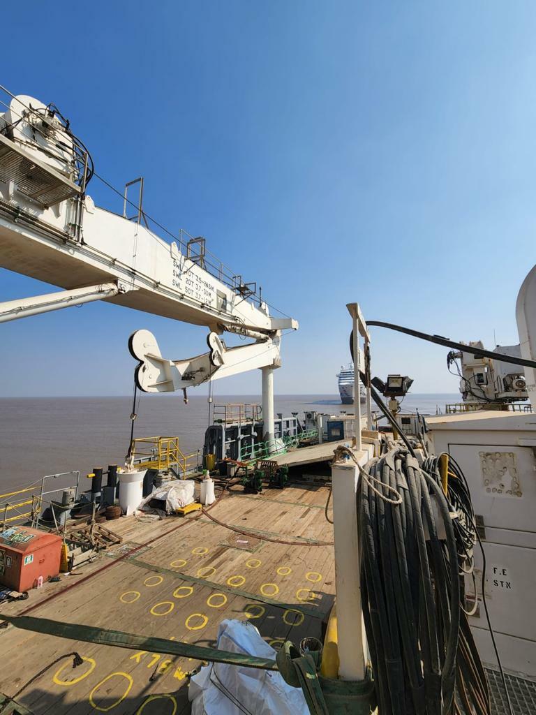 3355-tts-50t-offshore-marine-crane_4