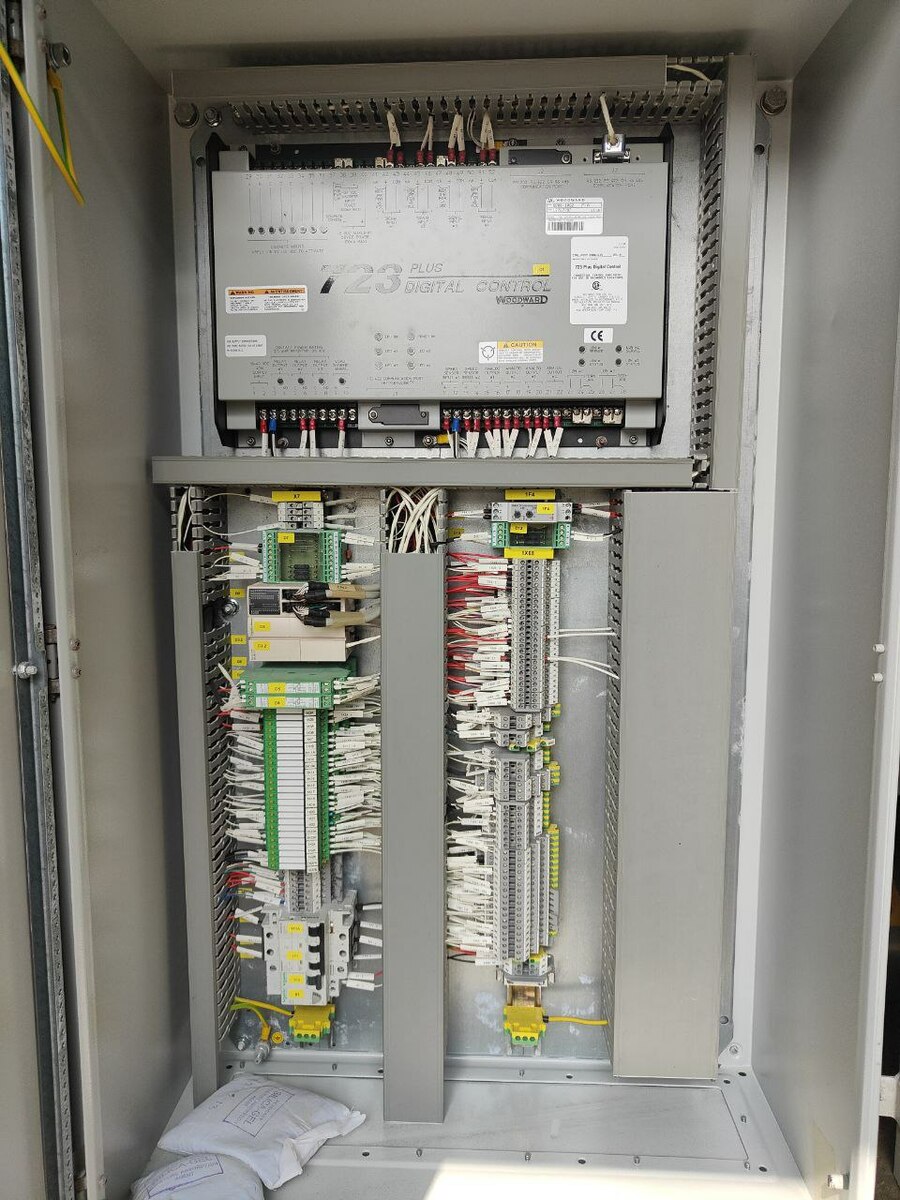 3365-mak-8m32c-electric-governor-drive-panel_1