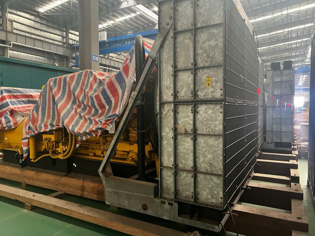3392-3512b-caterpillar-marine-generators_7