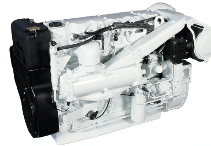 3487-fpt-n40-marine-engine_1