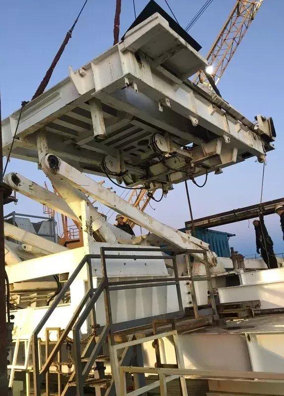 3496-1200-hp-ac-hydraulic-rig_4