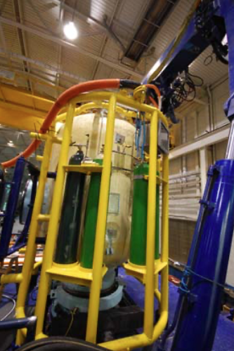 3708-veolia-12-man-saturation-diving-system_2