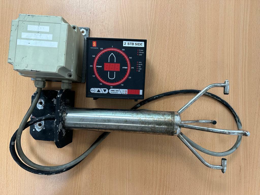 3712-gill-wind-sensor-with-kongsberg-display_2
