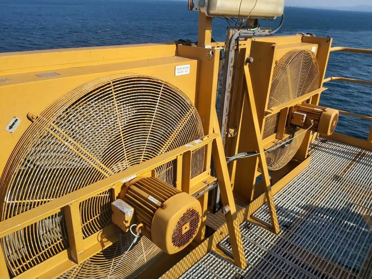 3715-85t-knuckle-boom-crane-nov-oc3932kce_12