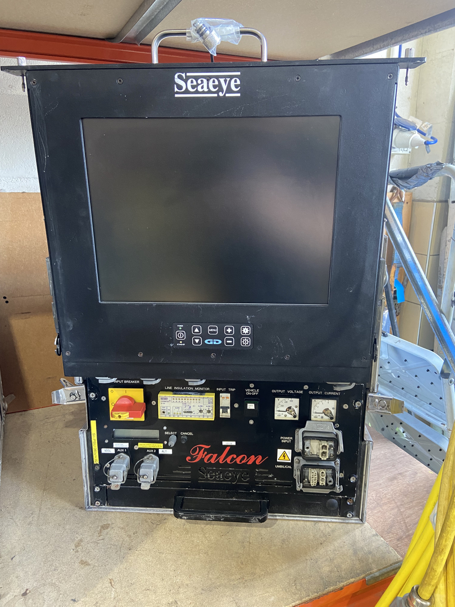 3717-saab-seaeye-falcon-surface-unit_1