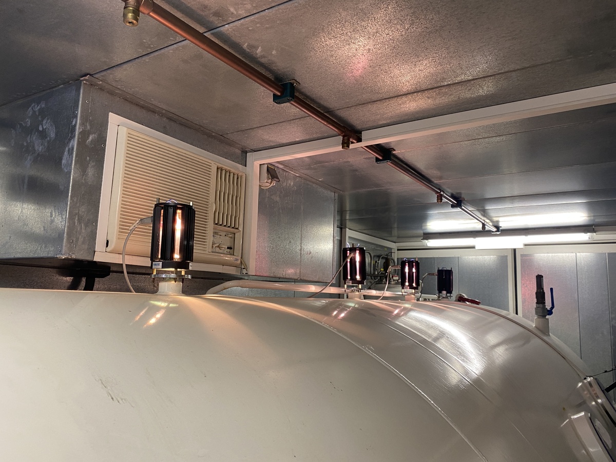 3729-haux-diver-deck-decompression-chamber_9