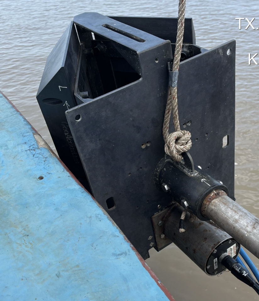 3732-geoswath-125khz-compact-side-scan-sonar_6