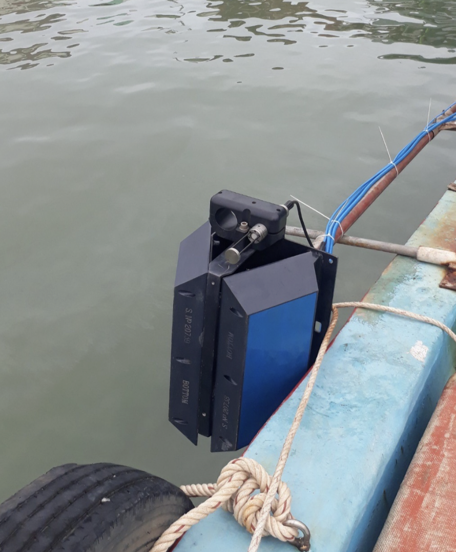 3732-geoswath-125khz-compact-side-scan-sonar_4