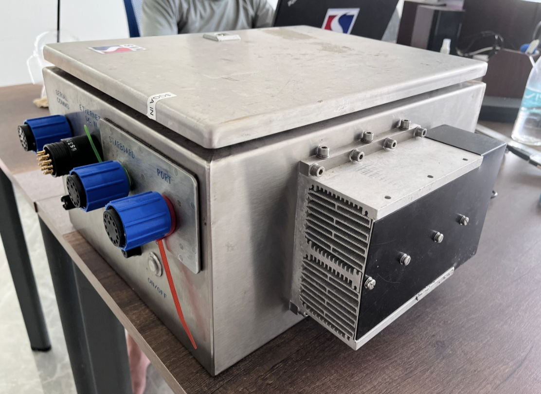 3732-geoswath-125khz-compact-side-scan-sonar_5