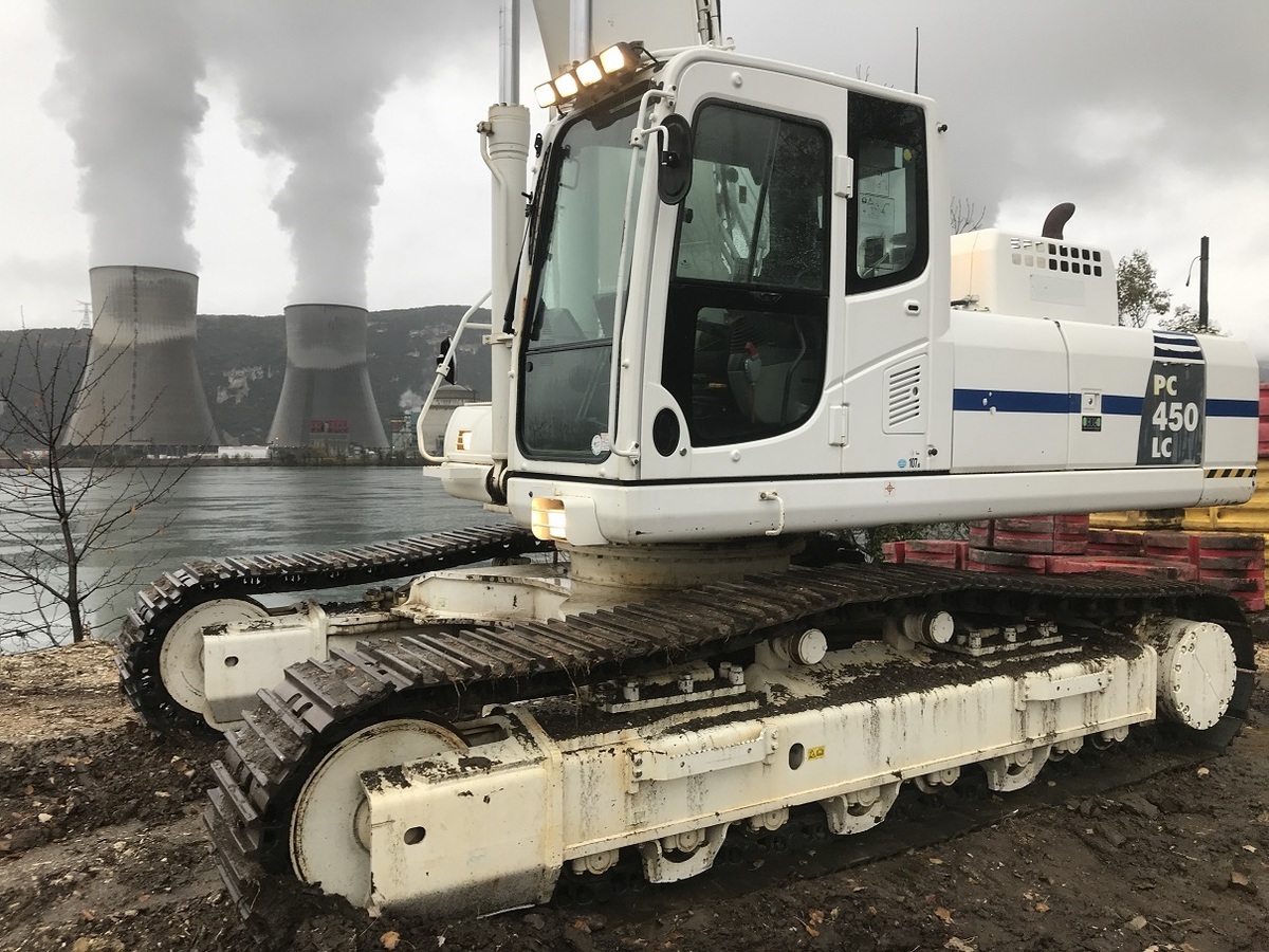 3800-komatsu-pc450lc-hydraulic-excavator_15