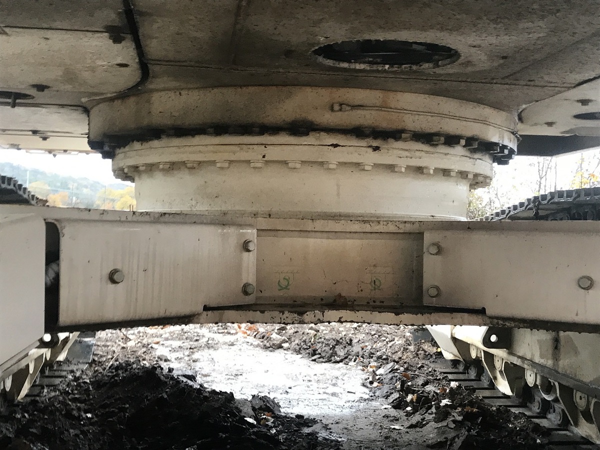 3800-komatsu-pc450lc-hydraulic-excavator_10