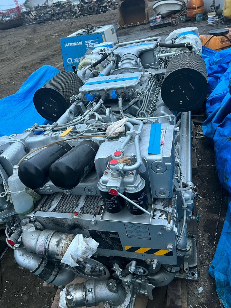 3862-mtu-16v2000-c-w-nico-gearbox_17