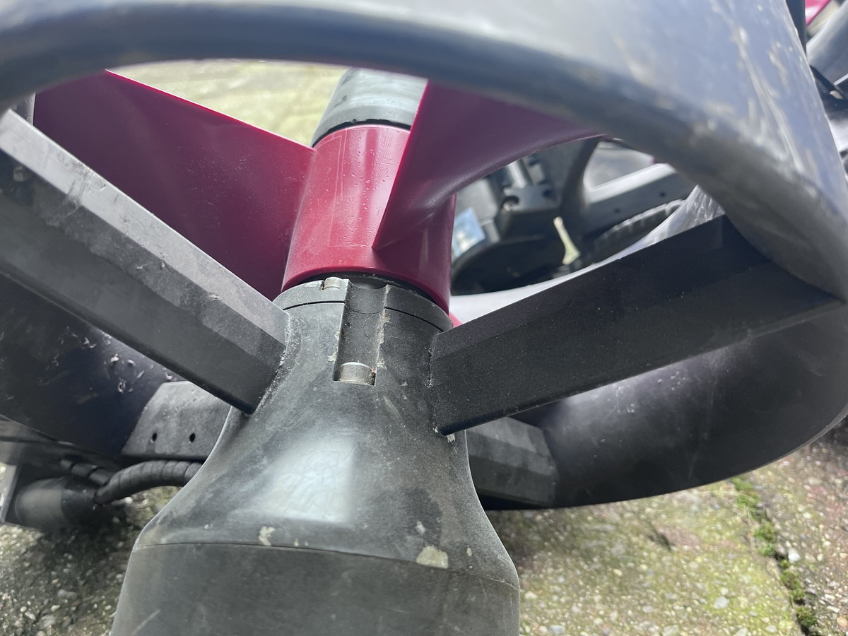 3846-saab-seaeye-sm-7-thrusters_3