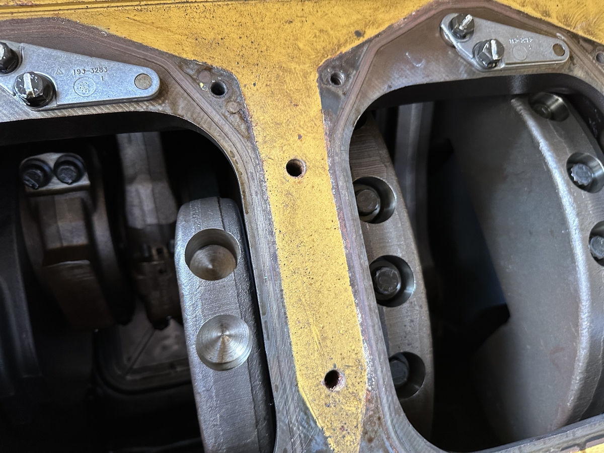 3884-caterpillar-3508-generators_3