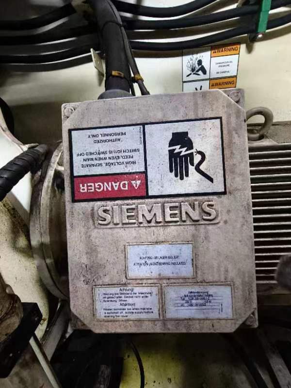 3941-48t-macgregor-deck-ship-crane_1