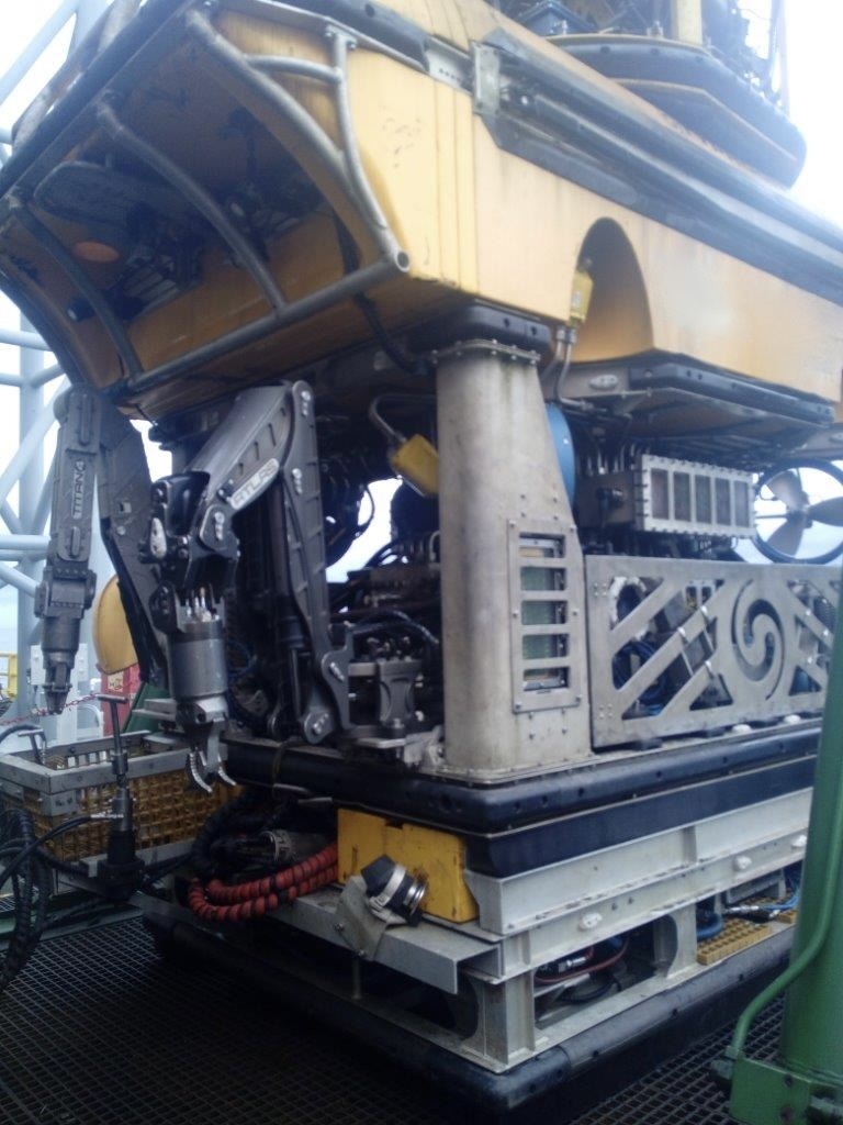 3933-150hp-work-class-rov_1