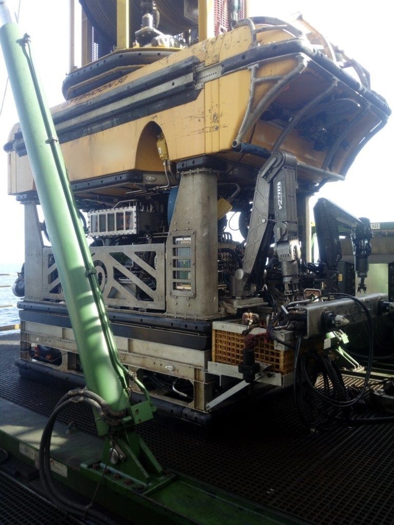 3933-150hp-work-class-rov_2