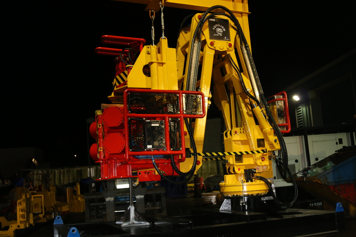 4005-tj120-iron-roughneck_2