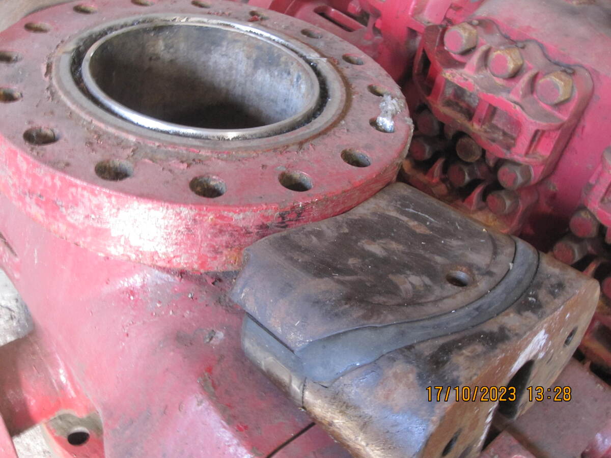 4050-13-5-8-5k-type-u-single-shear-ram_2