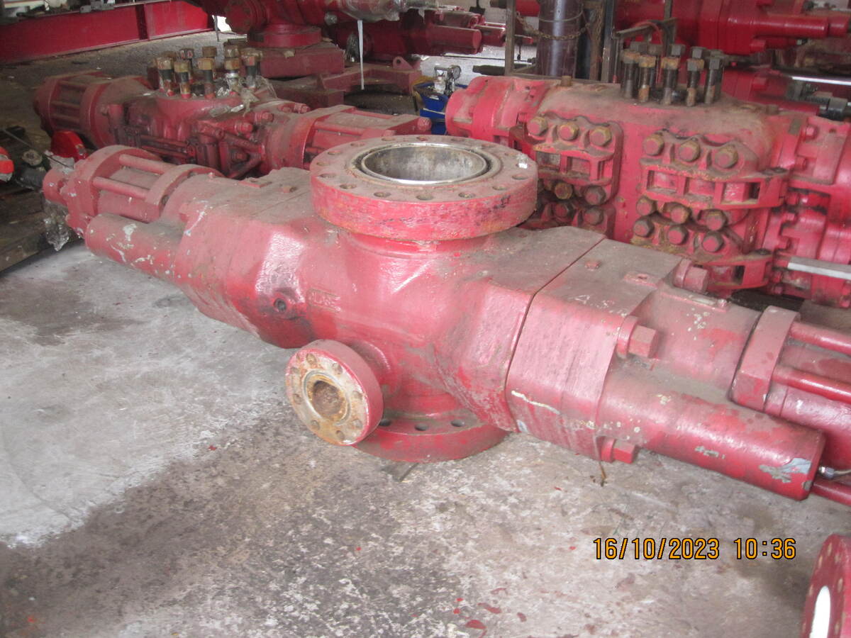 4050-13-5-8-5k-type-u-single-shear-ram_1