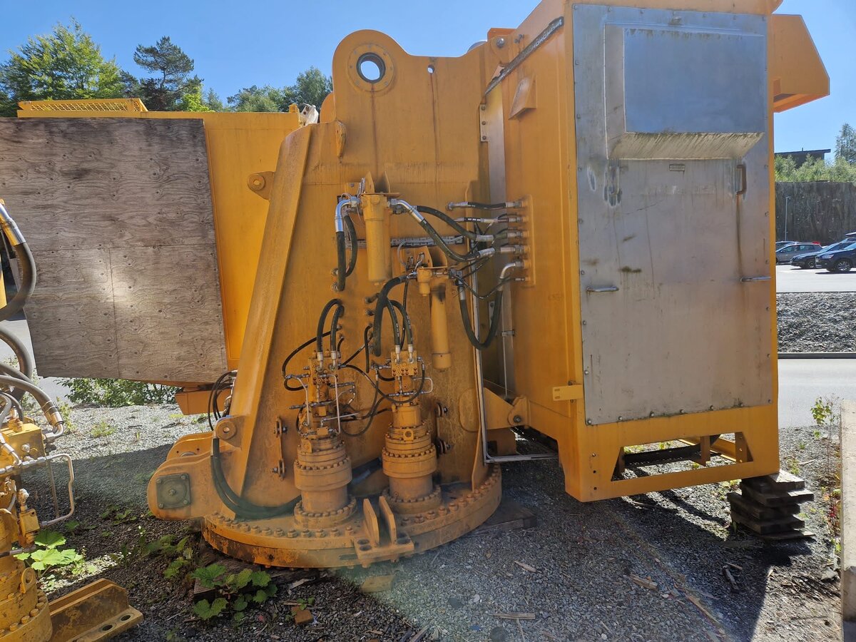 4127-palfinger-offshore-pedestal-cranes_4