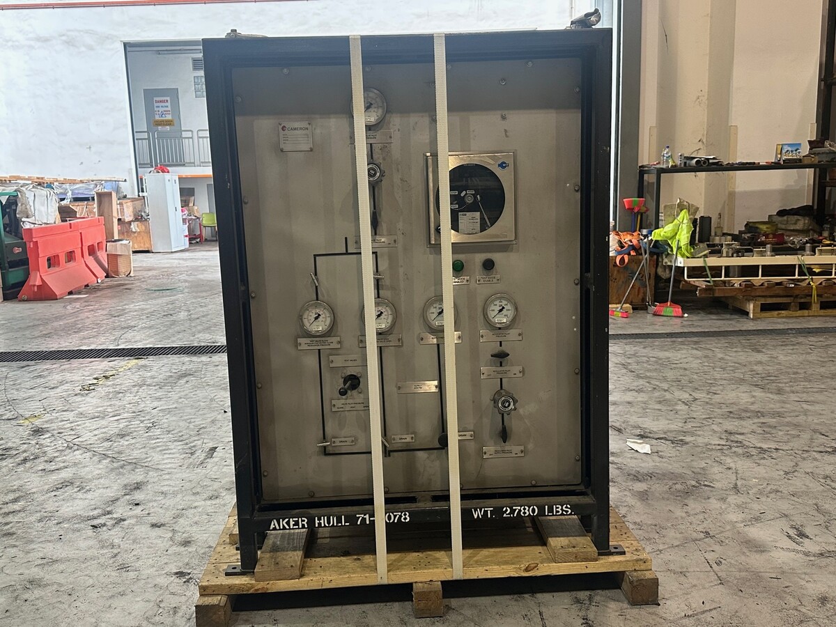 4145-unused-cameron-128-line-mux-pods_4