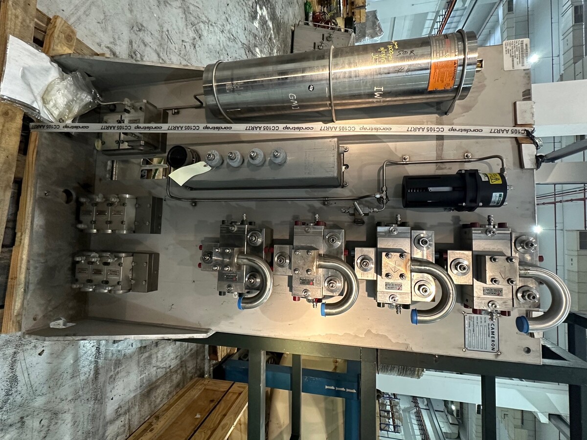 4145-unused-cameron-128-line-mux-pods_2