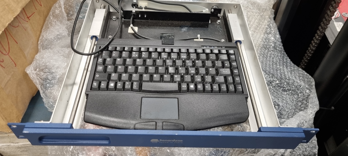 4232-lmf-mf-gyro-usbl7000-systems_20