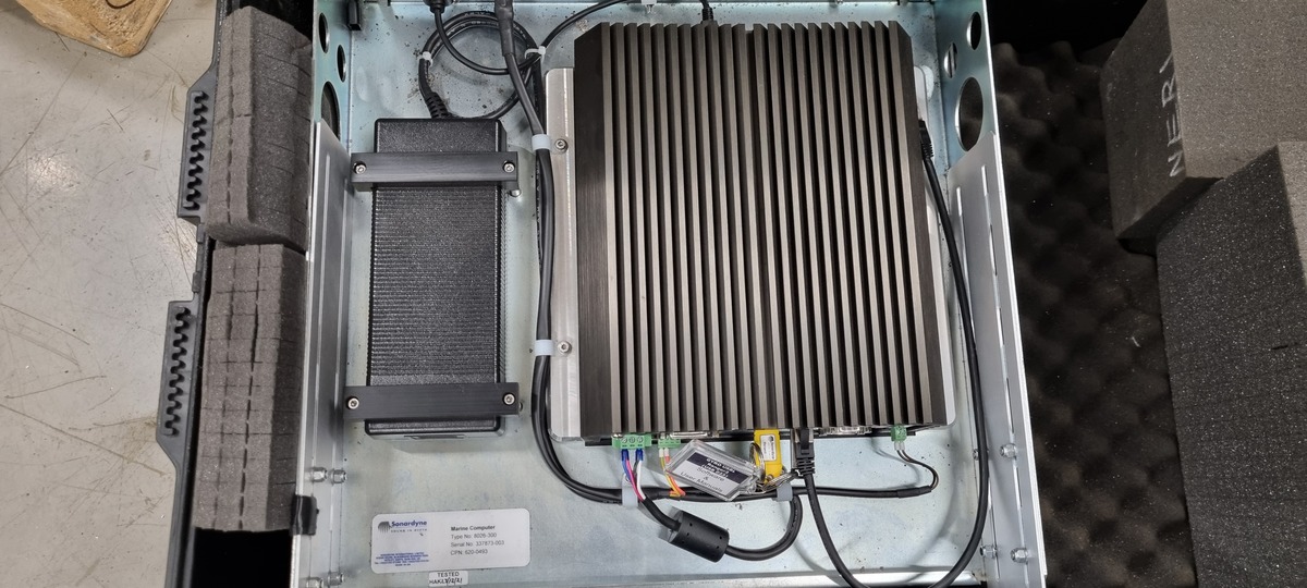 4232-lmf-mf-gyro-usbl7000-systems_18