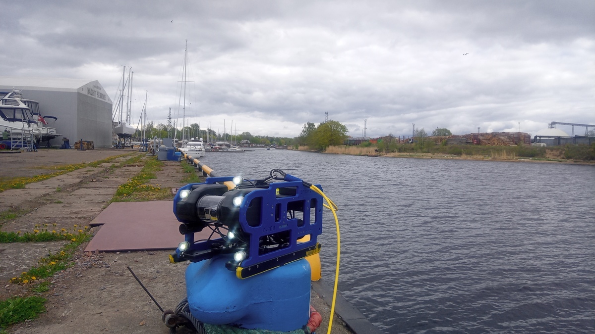 4212-d200-mini-rov_5