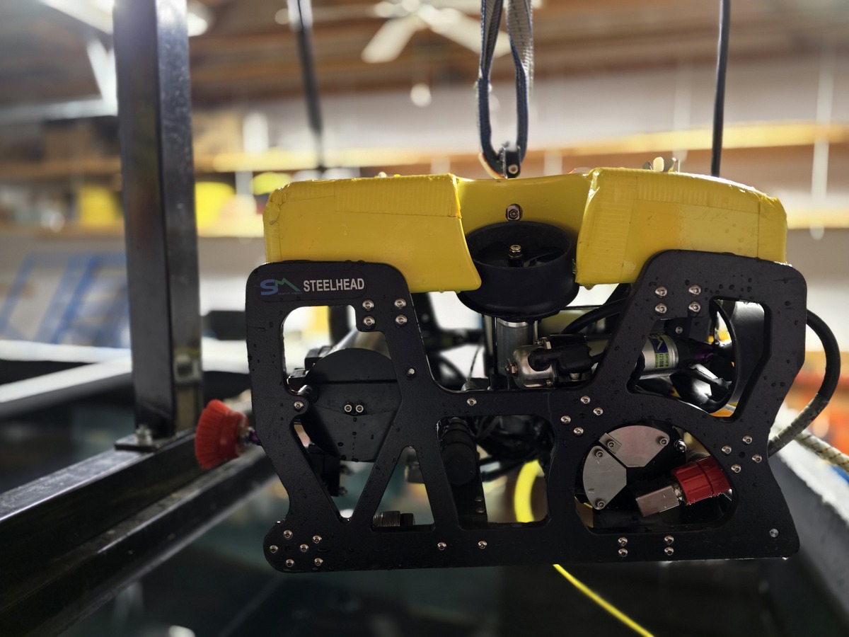 4310-seamor-steelhead-rov_3