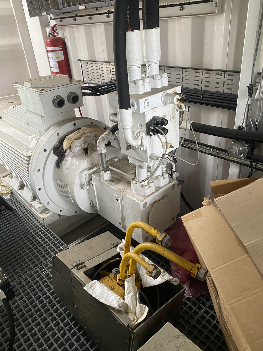 4327-denith-winch-hpu-container_4