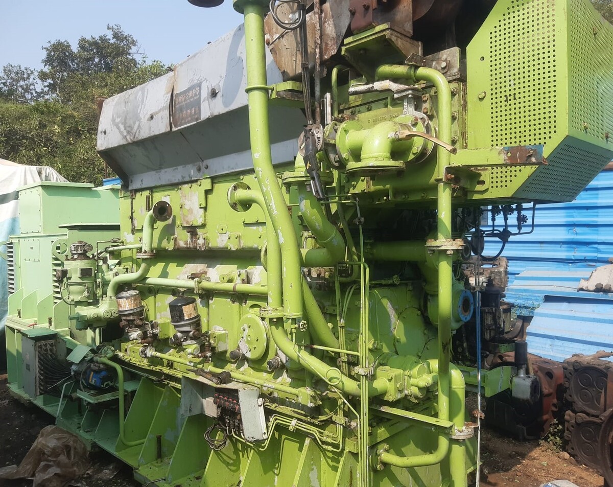 4330-daihatsu-6dk20e-diesel-genset_4