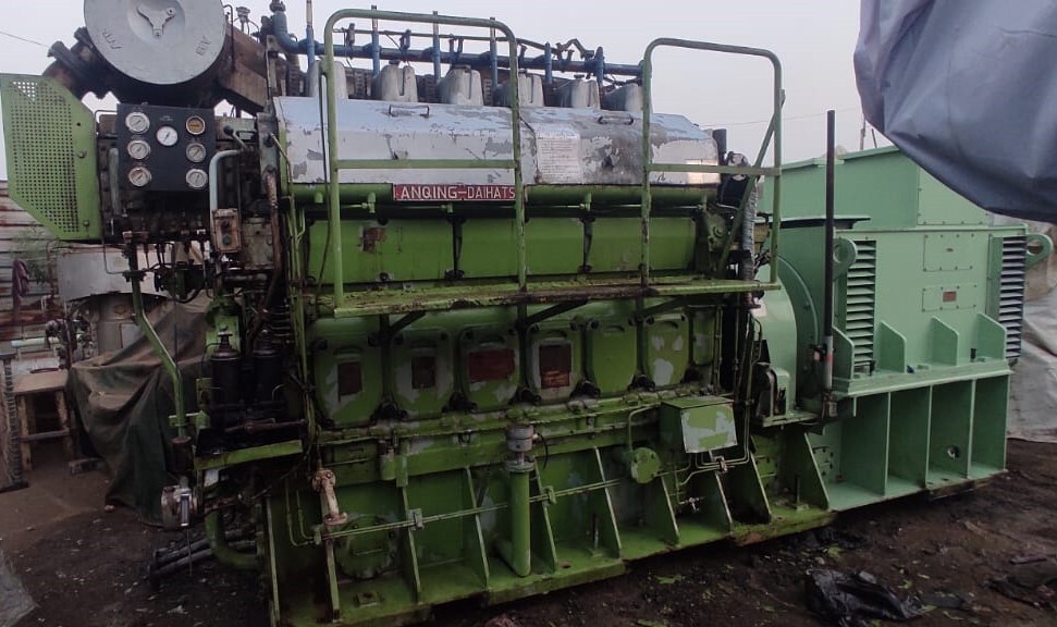 4330-daihatsu-6dk20e-diesel-genset_2