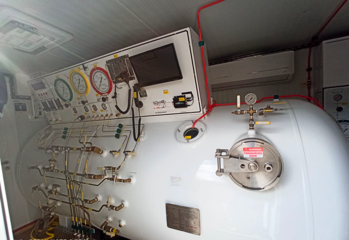 4435-20ft-containerised-ddc-control-room_1