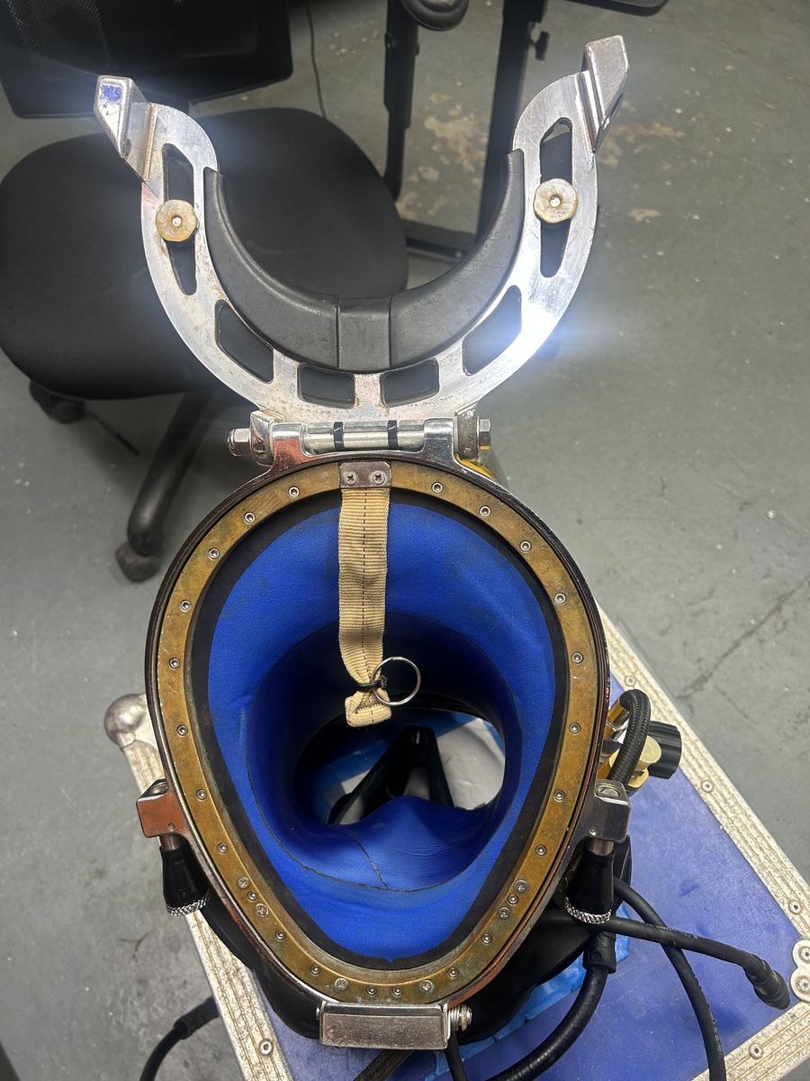 4440-kirby-morgan-37-27-helmets-for-sale_5