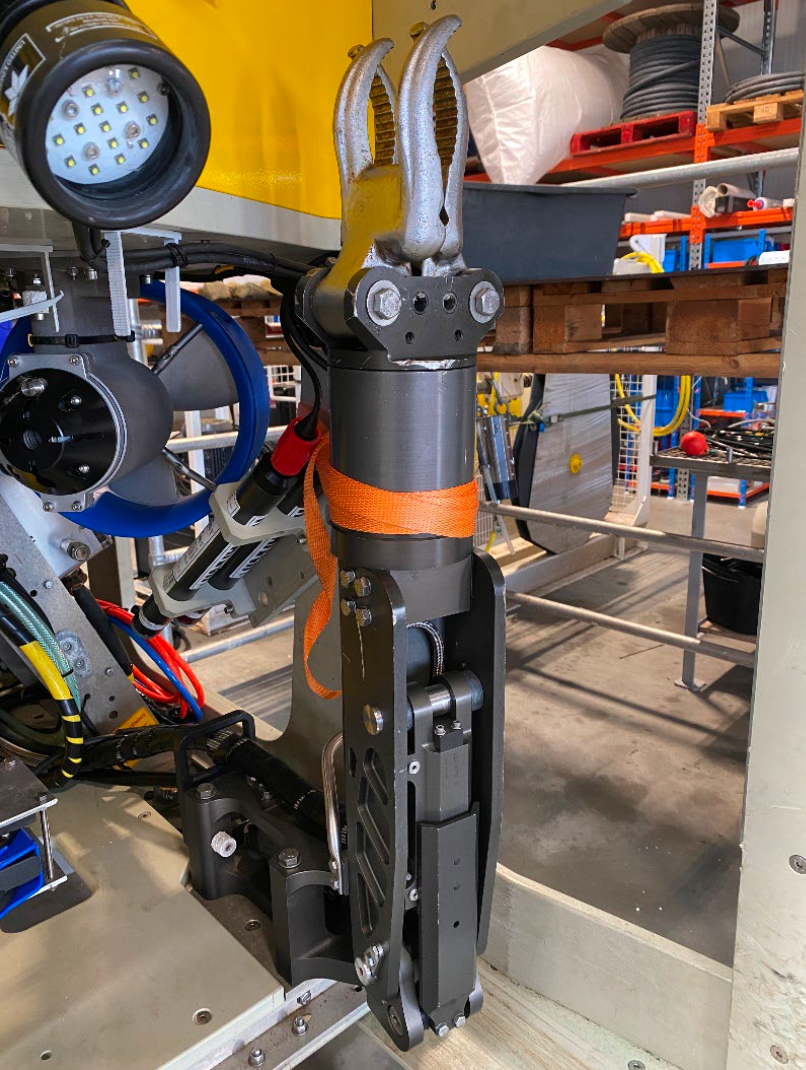 4509-fet-comanche-rov-system_14